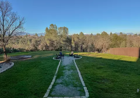 Exterior - 4204 Sudden Wind Ct, Redding, CA 96001 photo 10 of 11