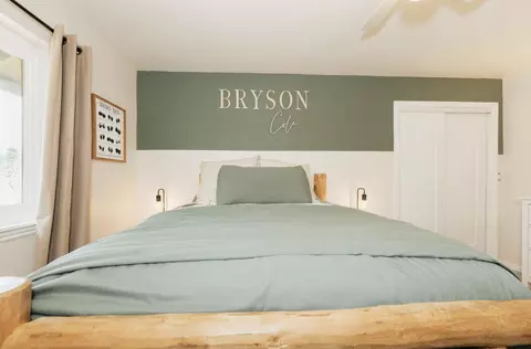 Bedroom - 4204 Sudden Wind Ct, Redding, CA 96001 photo 9 of 19