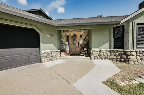 Exterior - 4204 Sudden Wind Ct, Redding, CA 96001 photo 2 of 11