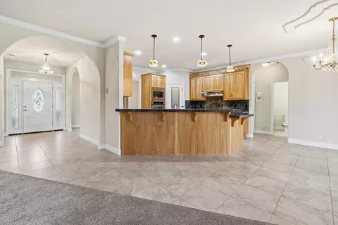 Entry Way - 14535 Molluc Dr, Red Bluff, CA 96080 photo 5 of 6