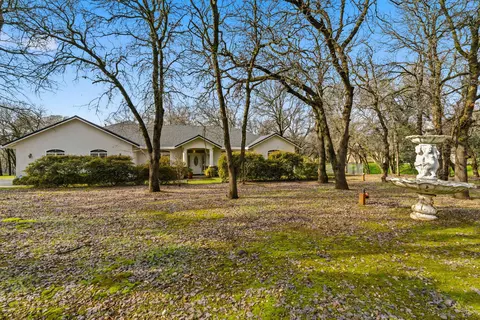 Exterior - 14535 Molluc Dr, Red Bluff, CA 96080 photo 20 of 21