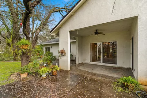 Exterior - 14535 Molluc Dr, Red Bluff, CA 96080 photo 3 of 21