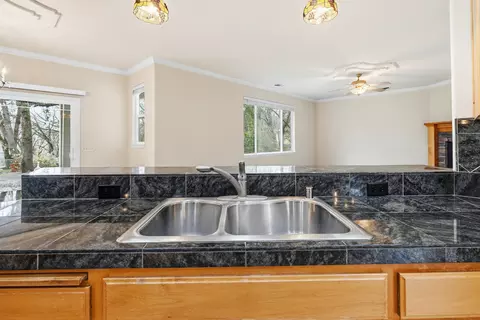 Kitchen - 14535 Molluc Dr, Red Bluff, CA 96080 photo 5 of 7