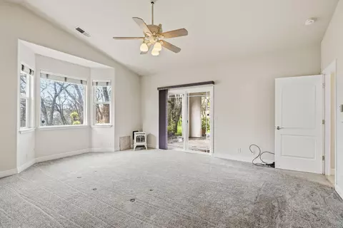 Bedroom - 14535 Molluc Dr, Red Bluff, CA 96080 photo 3 of 7