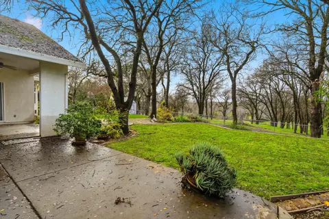Exterior - 14535 Molluc Dr, Red Bluff, CA 96080 photo 6 of 21