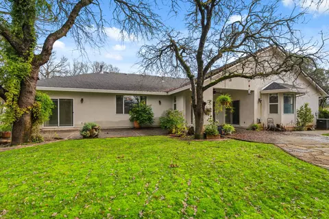 Exterior - 14535 Molluc Dr, Red Bluff, CA 96080 photo 2 of 21