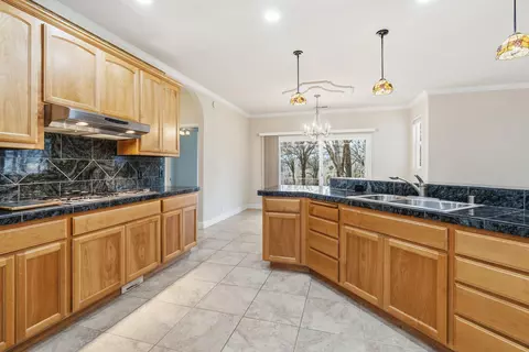 Kitchen - 14535 Molluc Dr, Red Bluff, CA 96080 photo 4 of 7
