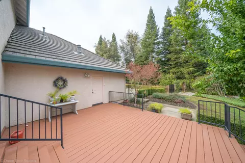 13335 Tierra Heights Rd, Redding, CA 96003 photo 24