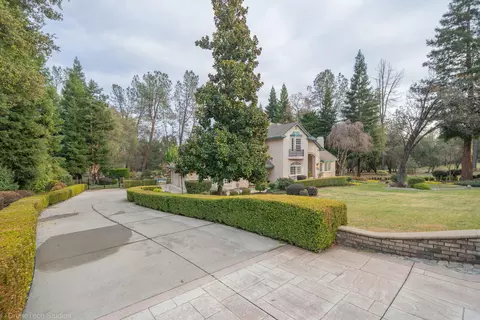 13335 Tierra Heights Rd, Redding, CA 96003 photo 16