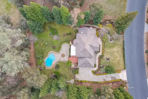 13335 Tierra Heights Rd, Redding, CA 96003 photo 11