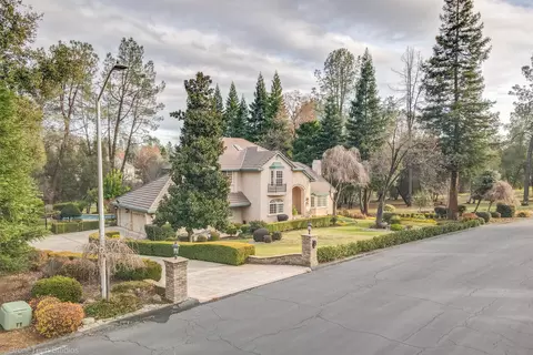 13335 Tierra Heights Rd, Redding, CA 96003 photo 3