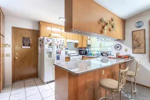 Kitchen - 2350 Amethyst Way, Redding, CA 96003 photo 1 of 3