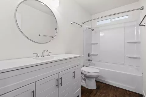 Bath - 2574 Yana Ave, Redding, CA 96002 photo 1 of 3