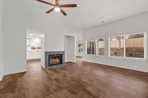 Living - 2574 Yana Ave, Redding, CA 96002 photo 1 of 5