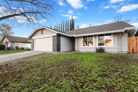 Exterior - 2574 Yana Ave, Redding, CA 96002 photo 7 of 7