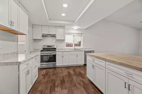 Kitchen - 2574 Yana Ave, Redding, CA 96002 photo 1 of 2