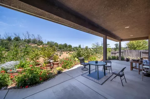 Exterior - 4648 Kilkee Dr, Redding, CA 96001 photo 1 of 7