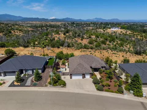 View/Area - 4648 Kilkee Dr, Redding, CA 96001 photo 6 of 8