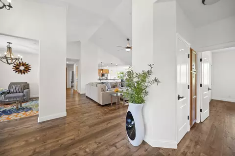 Entry Way - 4648 Kilkee Dr, Redding, CA 96001 photo 1 of 3