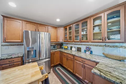 Kitchen - 3110 Bedrock Ln, Redding, CA 96003 photo 3 of 4