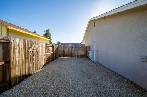 Exterior - 3110 Bedrock Ln, Redding, CA 96003 photo 9 of 13