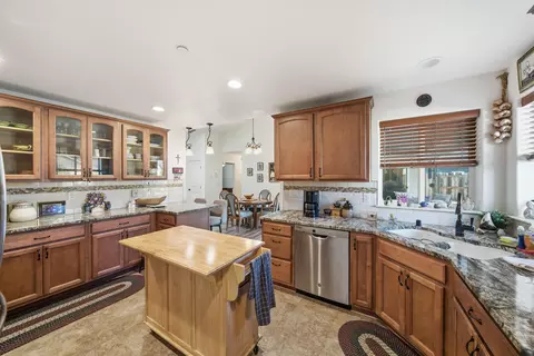 Kitchen - 3110 Bedrock Ln, Redding, CA 96003 photo 2 of 4
