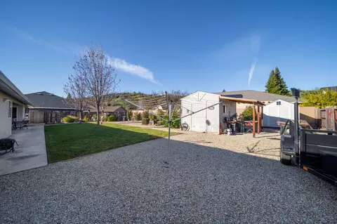 Exterior - 3110 Bedrock Ln, Redding, CA 96003 photo 10 of 13