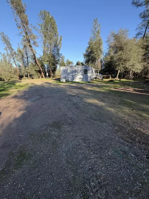 17296 Billy Jack Ln, Cottonwood, CA 96022