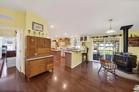 Entry Way - 32017 Rock Creek Rd, Manton, CA 96059 photo 1 of 1