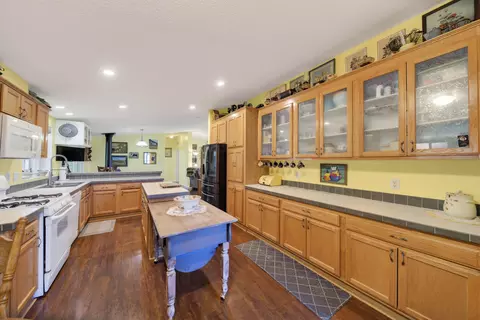 Kitchen - 32017 Rock Creek Rd, Manton, CA 96059 photo 2 of 5