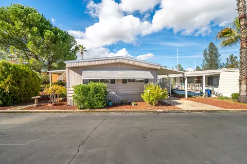 362 Lemon Dr, Redding, CA 96003 photo 2