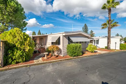 362 Lemon Dr, Redding, CA 96003 photo 3