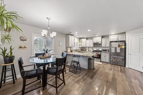 11365 Puffin Way, Redding, CA 96003 photo 3