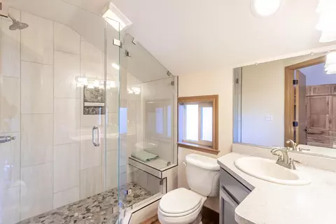 Bath - Undisclosed, Shingletown, CA 96088 photo 2 of 5