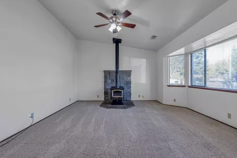 Living - 310 Moonstone Way, Redding, CA 96003 photo 2 of 5