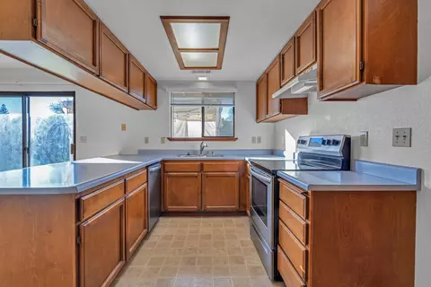 Kitchen - 310 Moonstone Way, Redding, CA 96003 photo 1 of 3