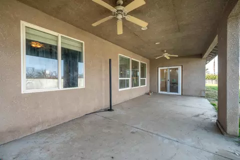 Exterior - 2199 Princeton Way, Redding, CA 96003 photo 4 of 12