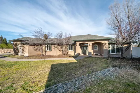 Exterior - 2199 Princeton Way, Redding, CA 96003 photo 3 of 12