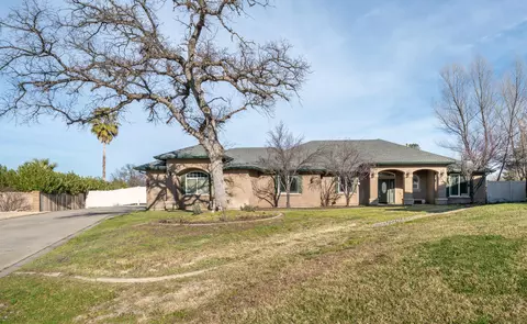 2199 Princeton Way, Redding, CA 96003