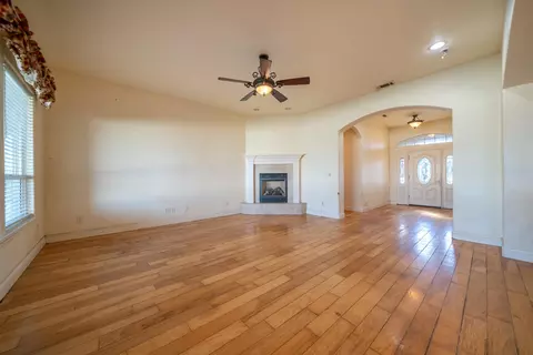 Living - 2199 Princeton Way, Redding, CA 96003 photo 1 of 3