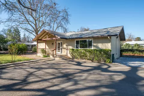 3500 Pioneer Ln, Redding, CA 96001