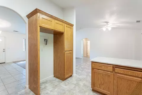 Entry Way - 14978 Oak Knoll Dr, Red Bluff, CA 96080 photo 1 of 1