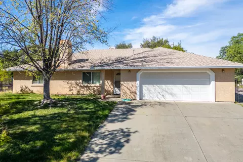 14978 Oak Knoll Dr, Red Bluff, CA 96080