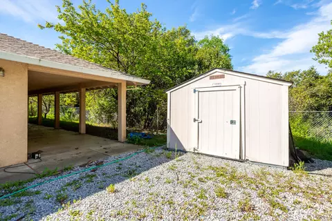 Exterior - 14978 Oak Knoll Dr, Red Bluff, CA 96080 photo 6 of 6