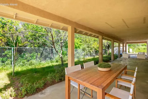 Exterior - 14978 Oak Knoll Dr, Red Bluff, CA 96080 photo 3 of 6