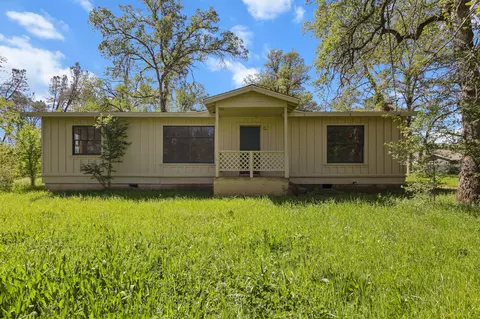 Exterior - 18439 Old Oasis Rd, Redding, CA 96003 photo 11 of 11