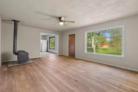 Living - 18439 Old Oasis Rd, Redding, CA 96003 photo 3 of 3