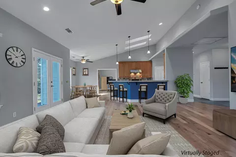 Living - 13303 Intermountain Rd, Redding, CA 96003 photo 2 of 6