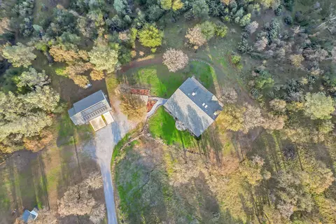 View/Area - 13303 Intermountain Rd, Redding, CA 96003 photo 3 of 4