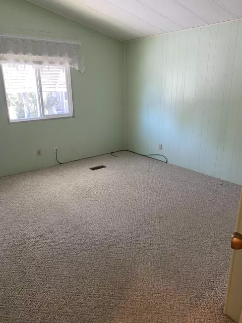 827 Shawnee Trl, Redding, CA 96003 photo 16